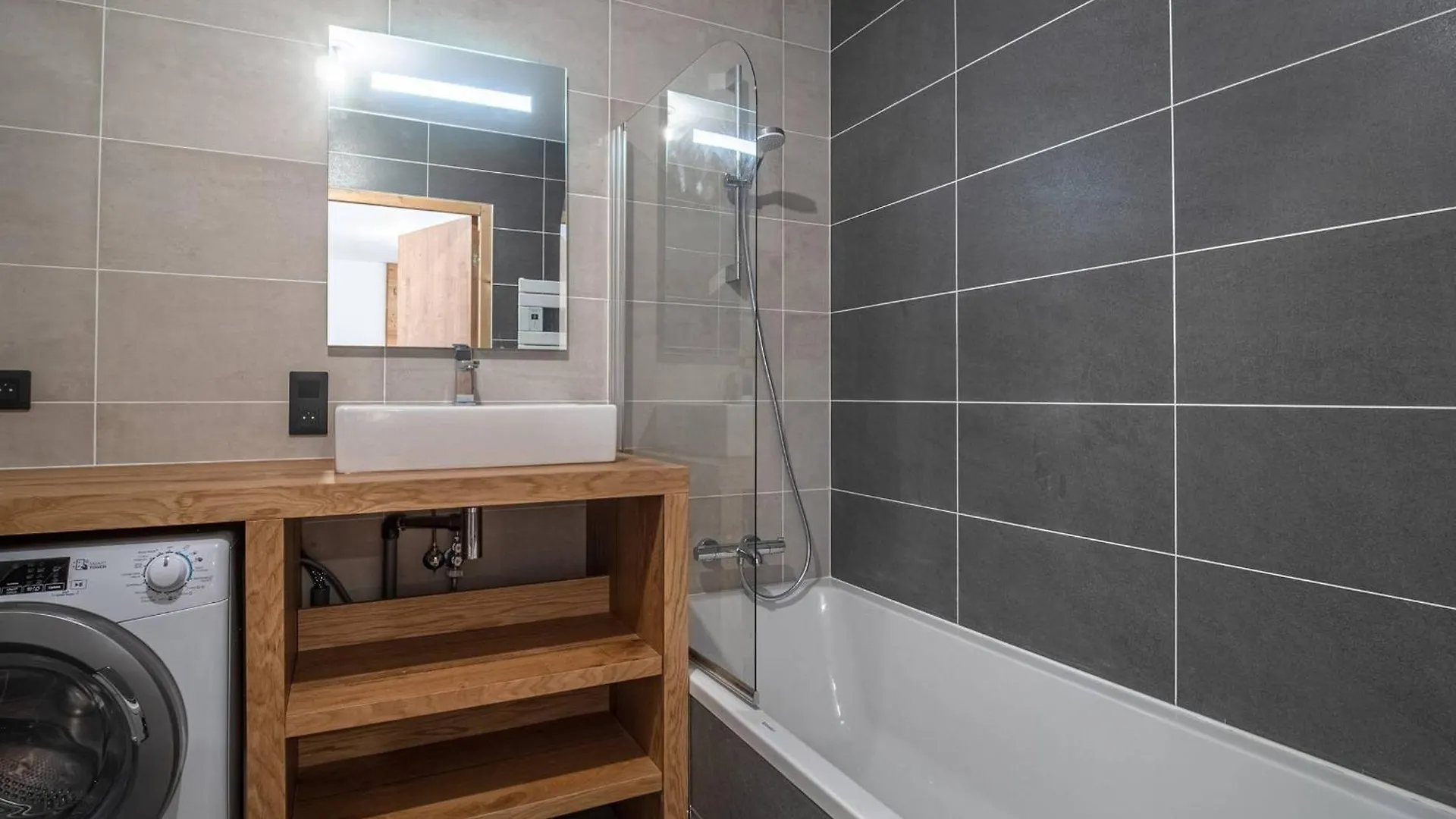 Appartement Cosy 2 Chambres + Coin Montagne, Balcon Ensoleille, Parking, Wifi - Fr-1-638-9 ラ・プラーニュ フランス