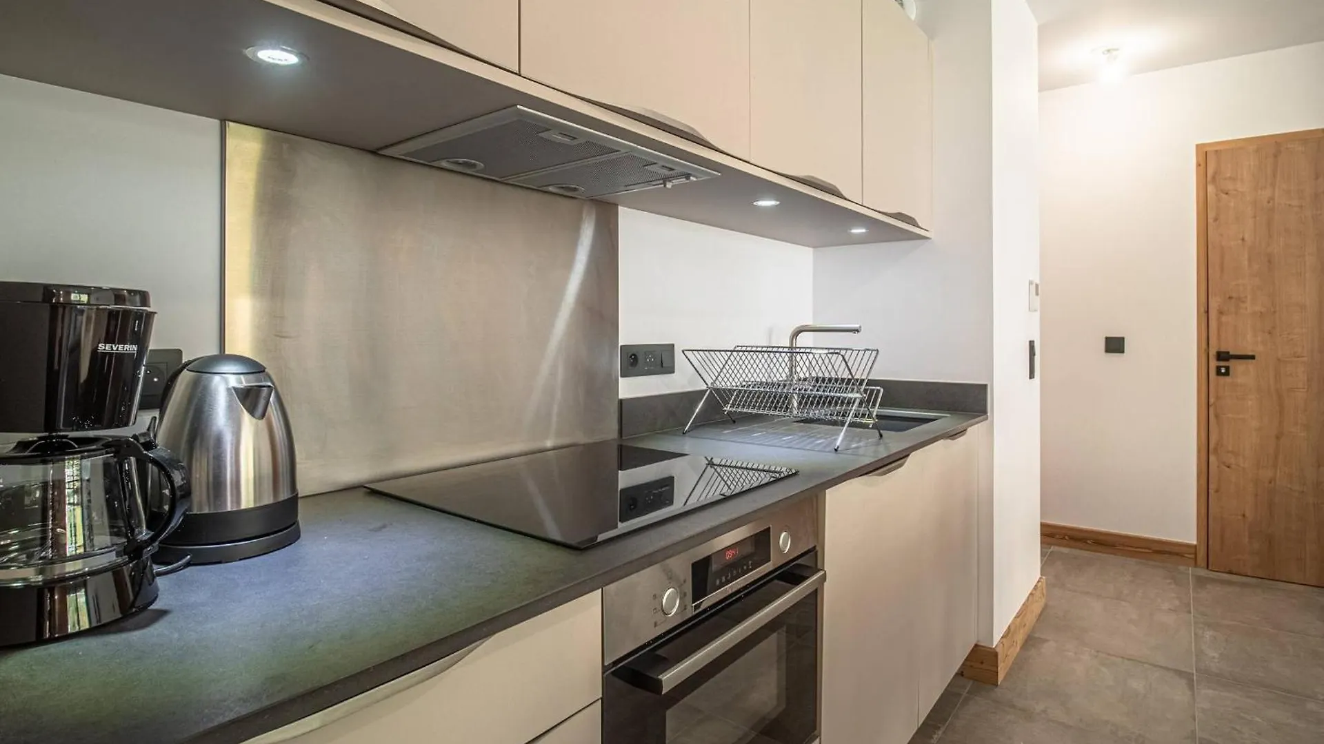 Appartement Cosy 2 Chambres + Coin Montagne, Balcon Ensoleille, Parking, Wifi - Fr-1-638-9 La Plagne 0*,  France